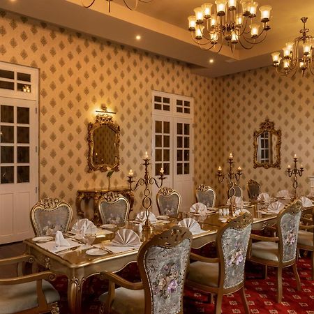 The Westbury Palace Nuwara Eliya Bagian luar foto