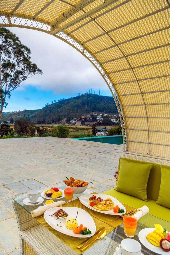 The Westbury Palace Hotel Nuwara Eliya Bagian luar foto