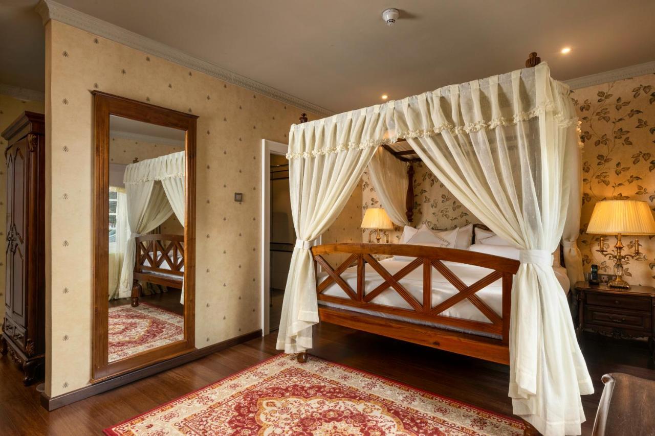 The Westbury Palace Nuwara Eliya Bagian luar foto