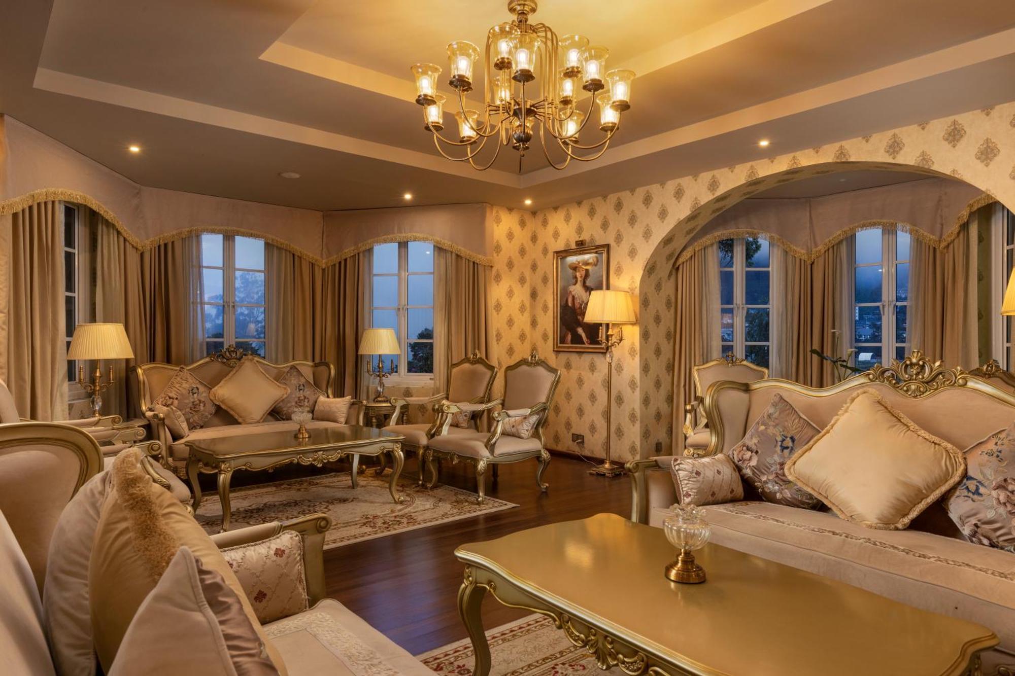 The Westbury Palace Nuwara Eliya Bagian luar foto